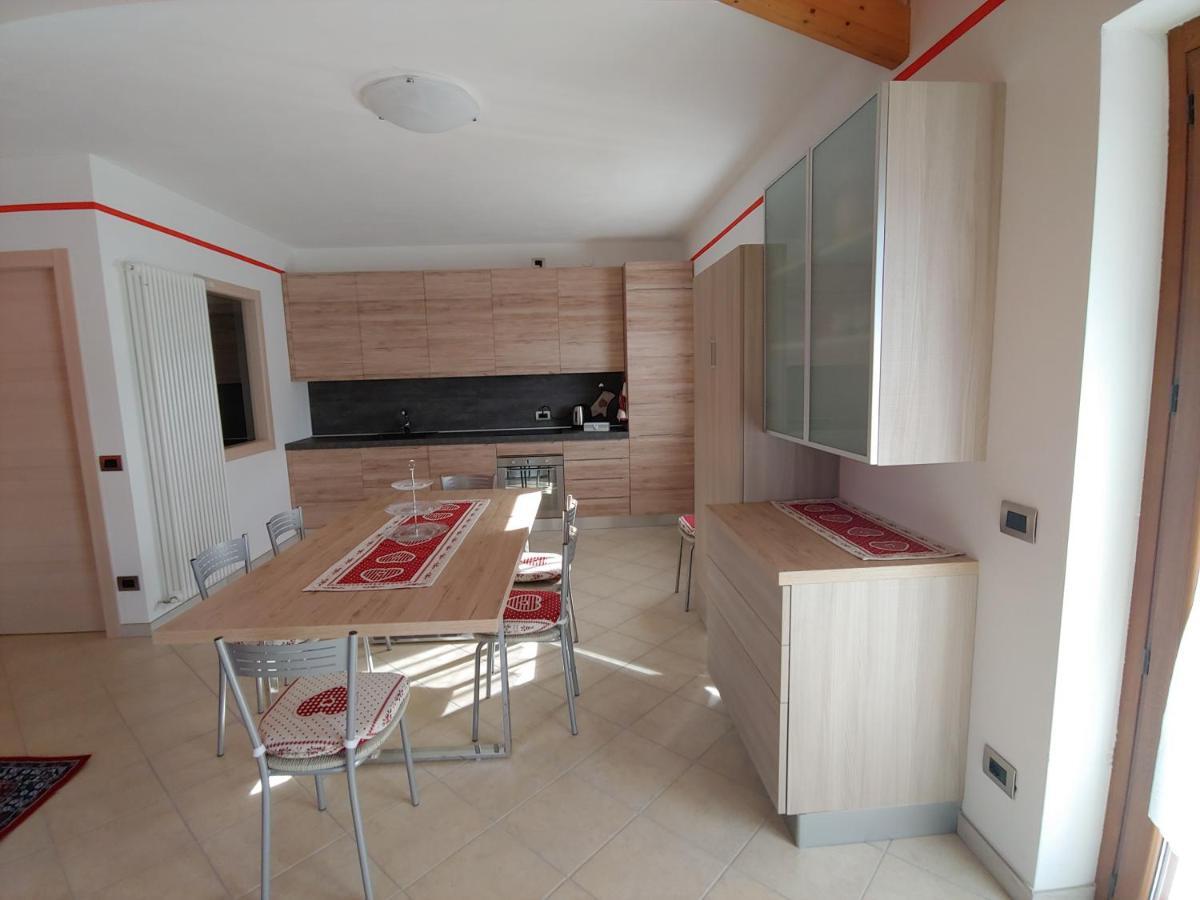 Ferienwohnung Pisolo Selvaggio Tirano Exterior foto